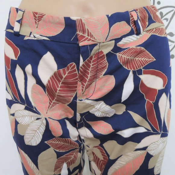 Banana Republic Navy Tropical Leaf Capris 00 - Picture 2 of 3